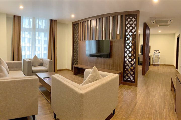 Room 12 of 60