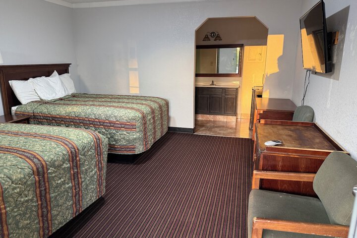Room 12 of 42