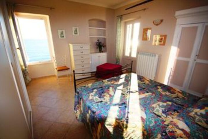Room 40 of 97
