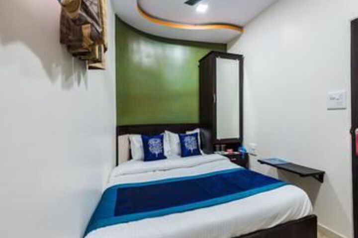 Room 7 of 22