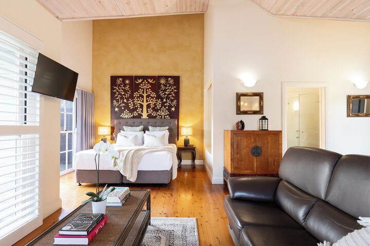 Room 10 of 44