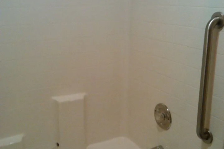 Room 8 of 13