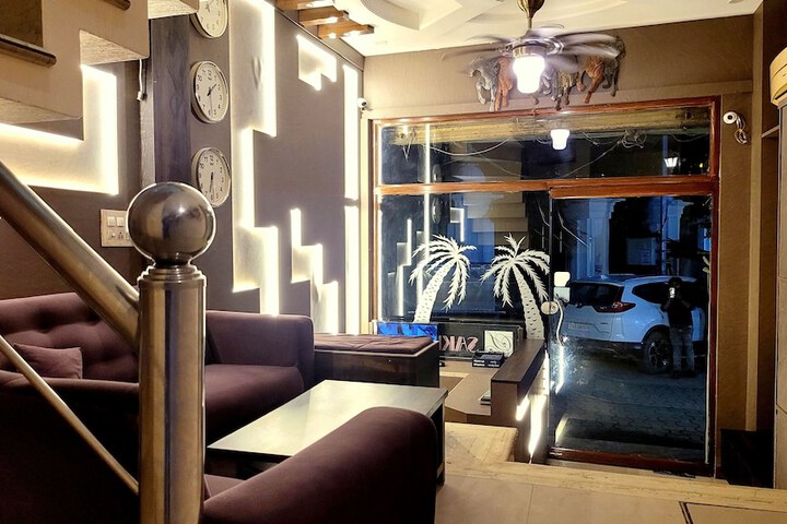Hotel 7 of 8