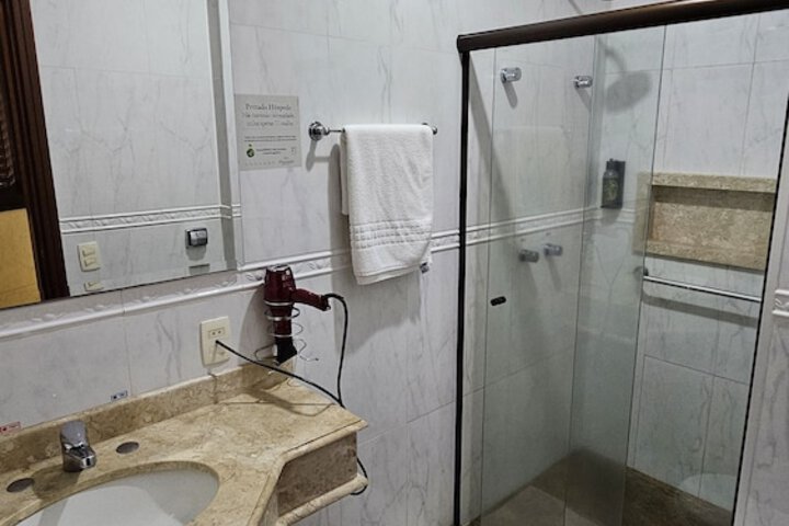 Room 52 of 89