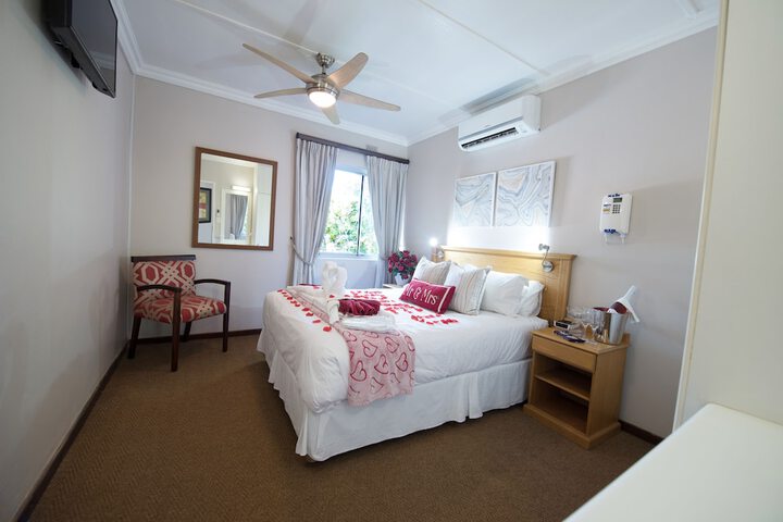 Room 53 of 64