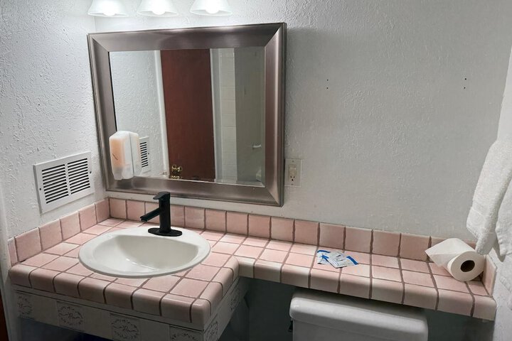 Room 20 of 23