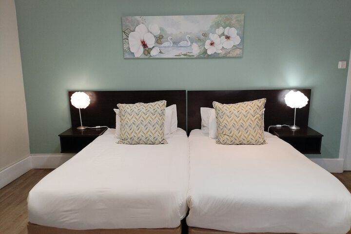 Room 21 of 103