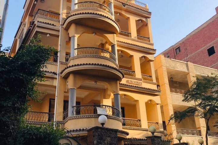 Sami pyramids inn