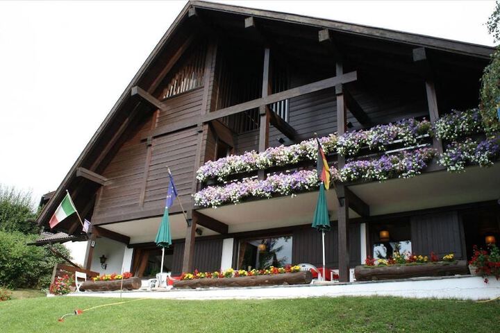 Exterior Photo