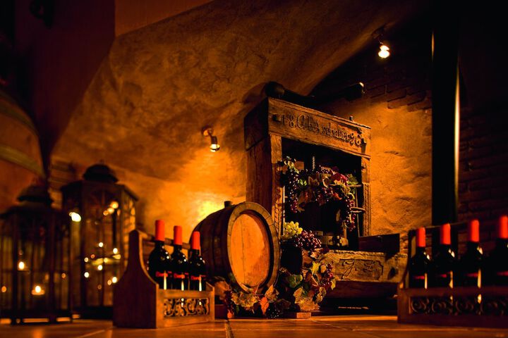 Dining 54 of 72