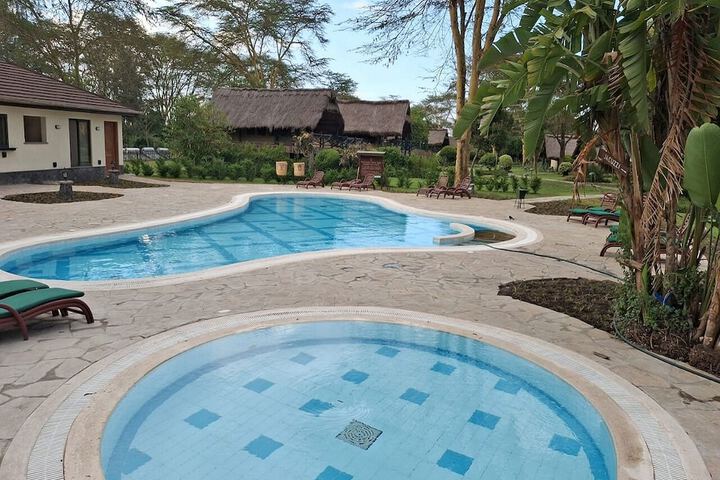 Pool Hotel