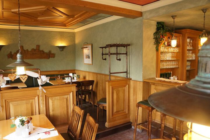 Dining Photos