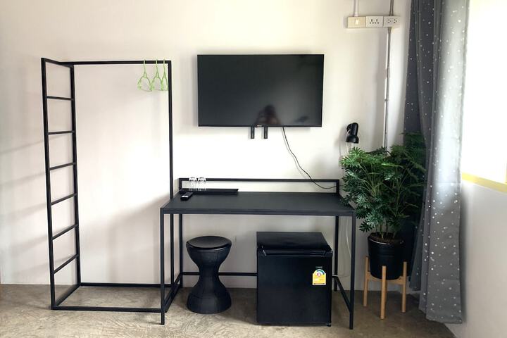 Room 17 of 60