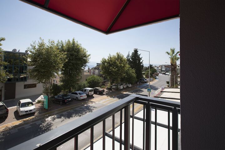 Terrace/Patio 56 of 64