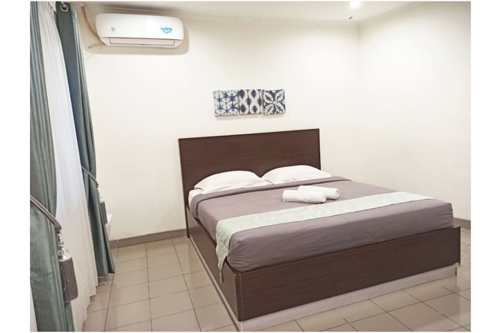 Room 20 of 49