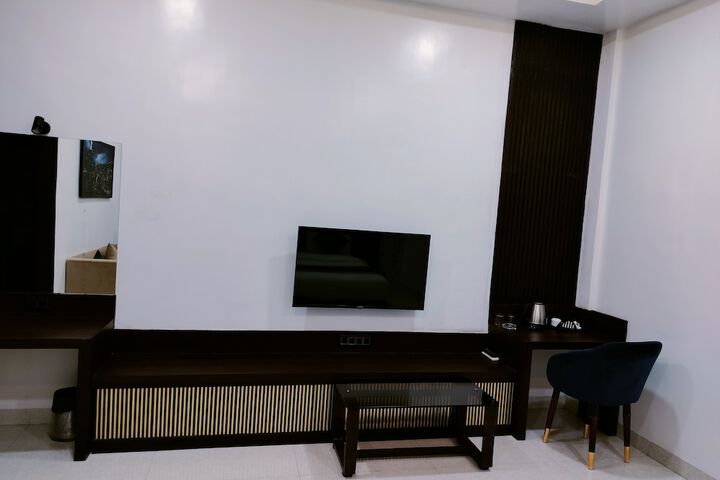 Room 17 of 29