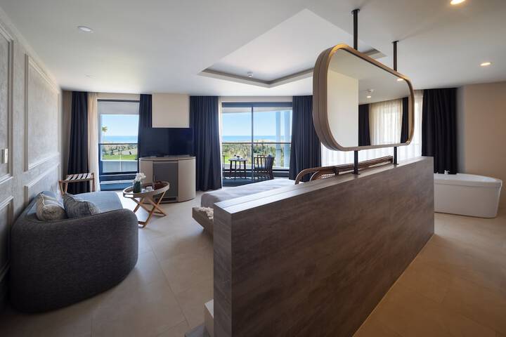 Room 40 of 170