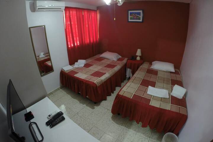 Room 12 of 34