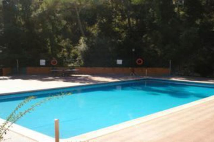 Pool 38 of 40