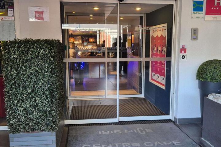 Photo 15