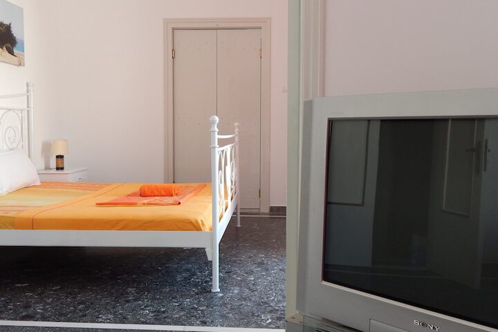 Room 21 of 36