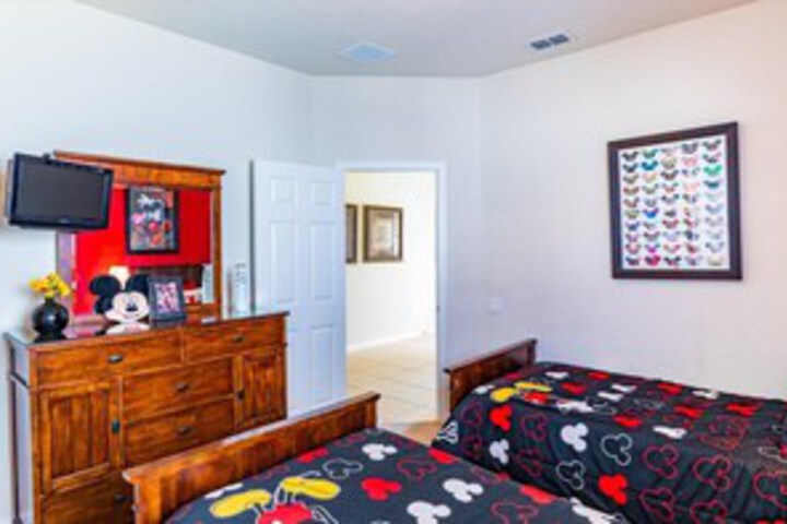 Room 48 of 53