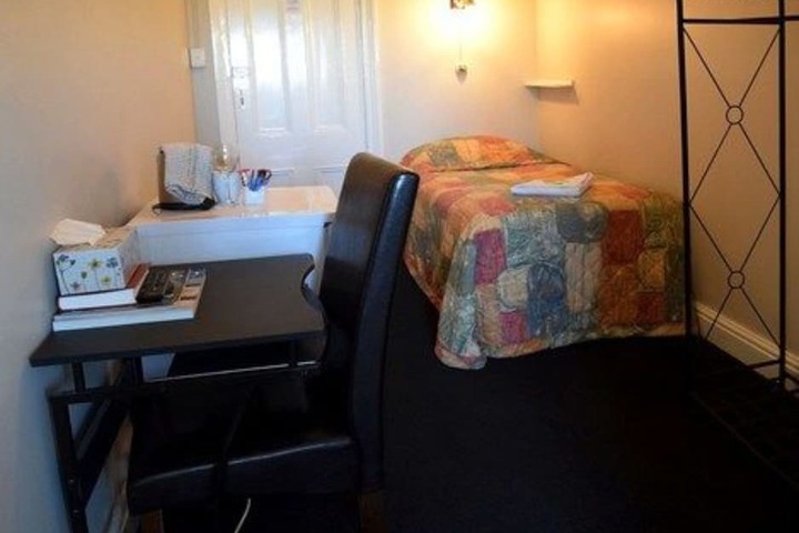 Room 39 of 98