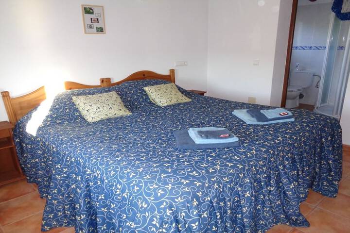 Room 6 of 36