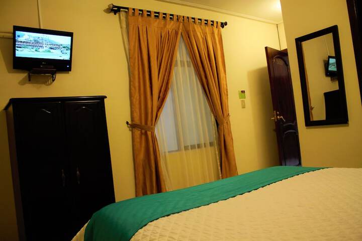 Room 28 of 42