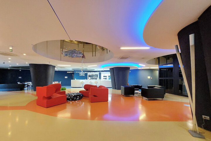 Hotel Interior 22 of 146