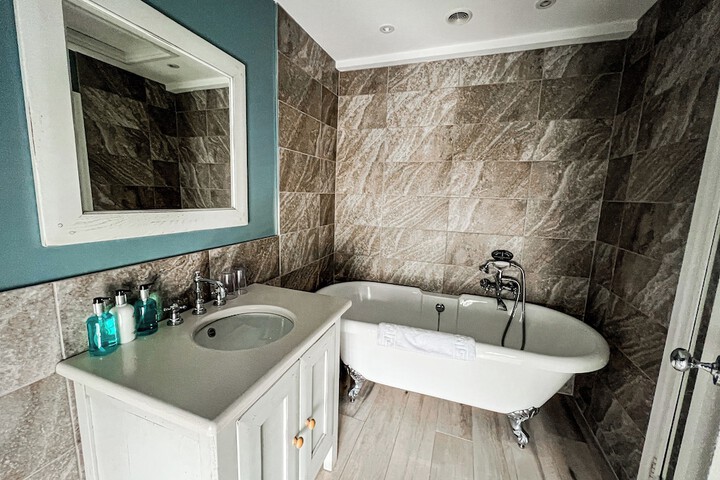 Bath Photo