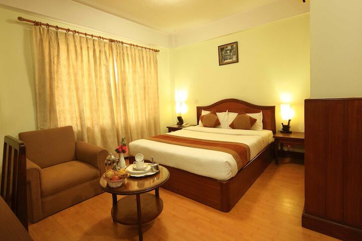 Room 28 of 80