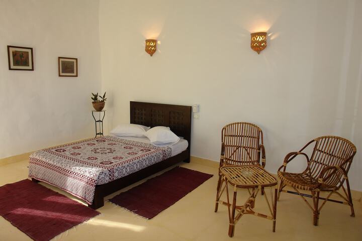 Room 21 of 49