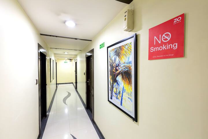 Ballroom/Hall 27 of 27