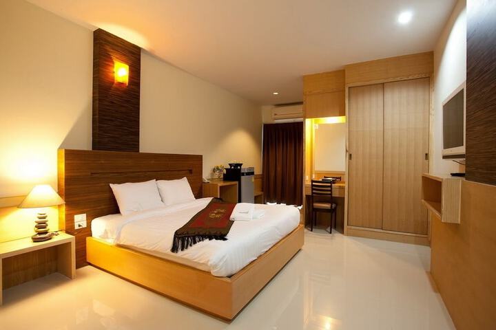 Room 11 of 39