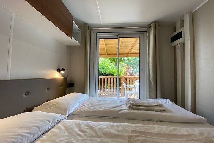 Room 18 of 52