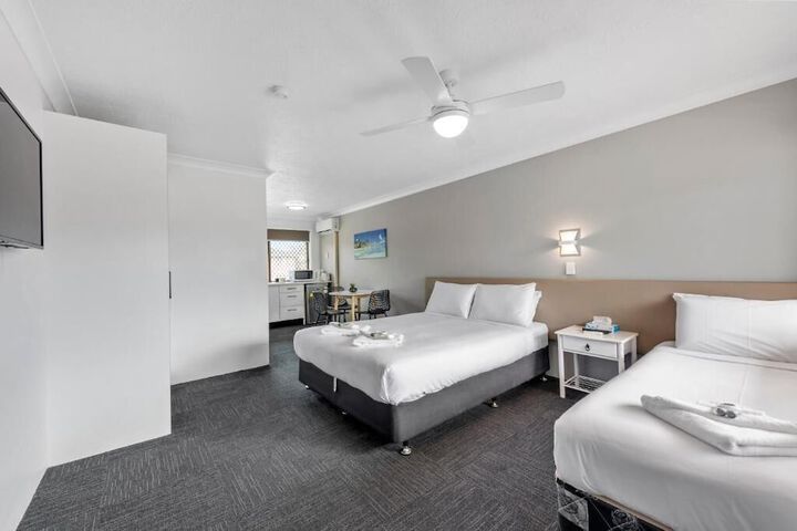Room 8 of 22