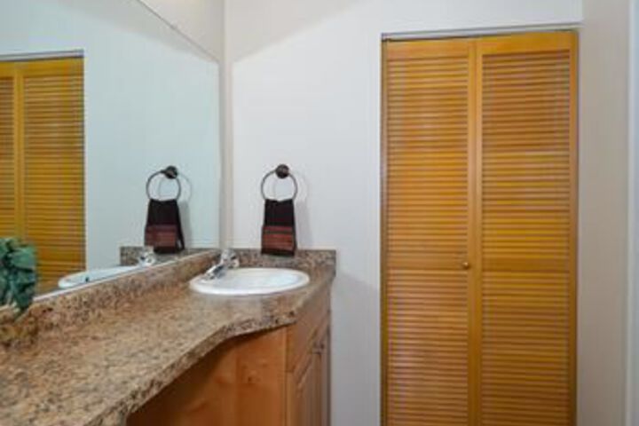 Room 4 of 58