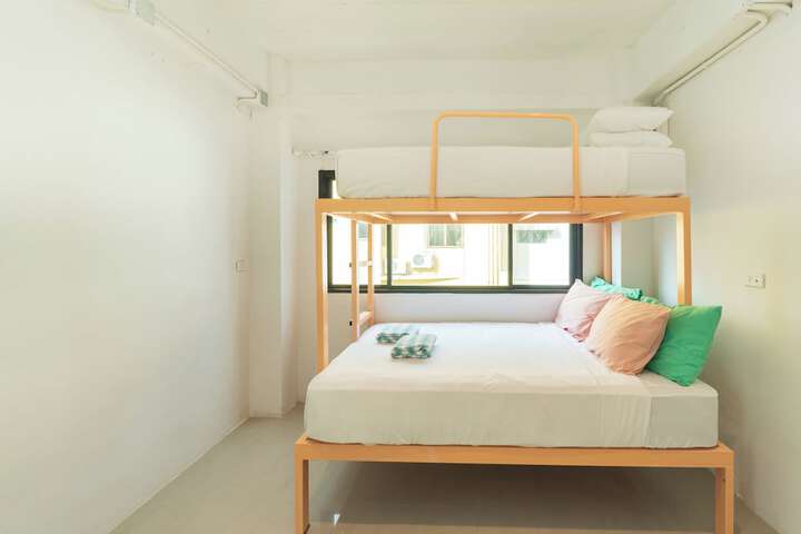 Room 20 of 31