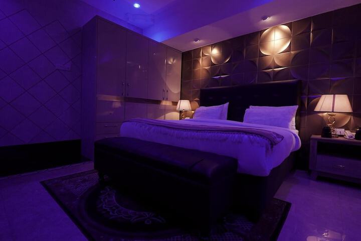 Room 21 of 43