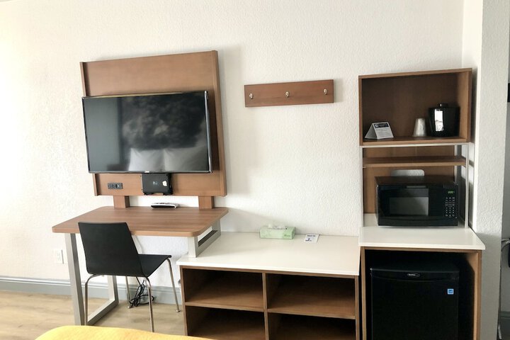 Room 20 of 76