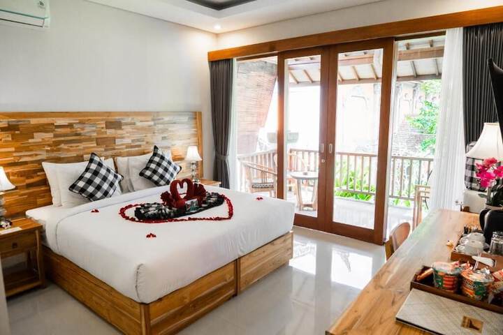 Ari Cottages