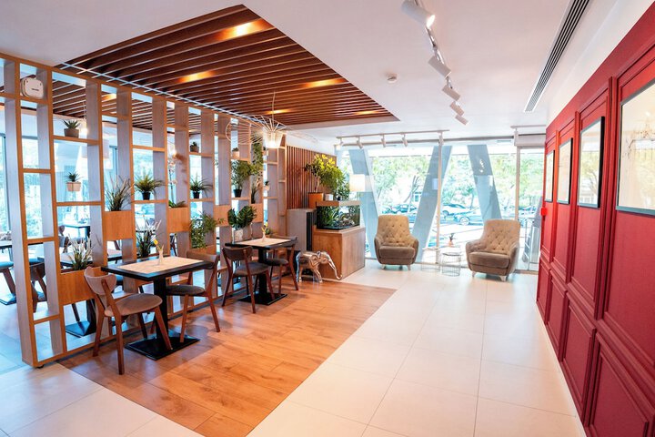 Hotel Lobby