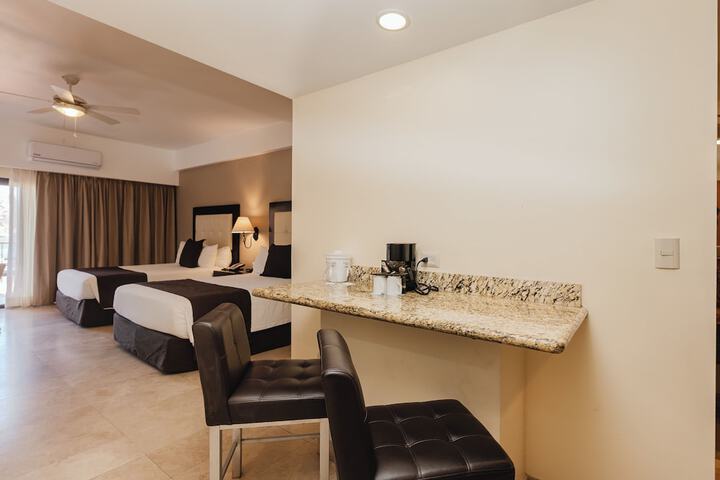 Room 21 of 105