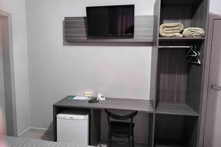 Room 21 of 58