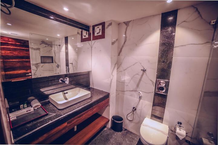 Room 34 of 45