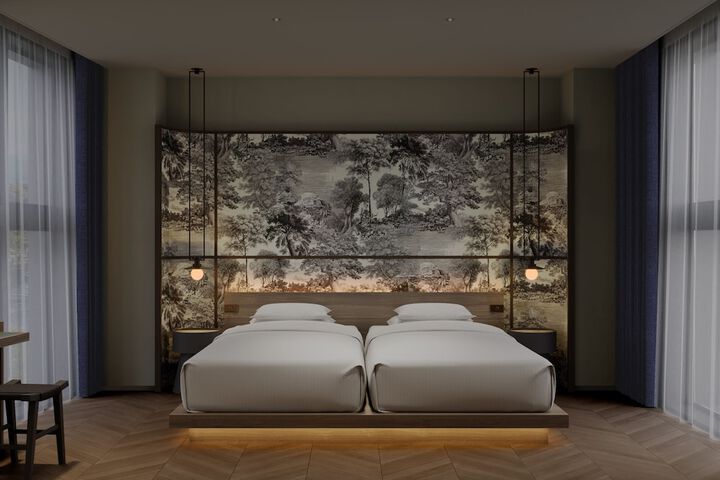 Room 9 of 31