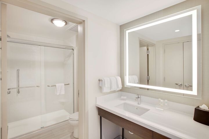 Bathroom shower