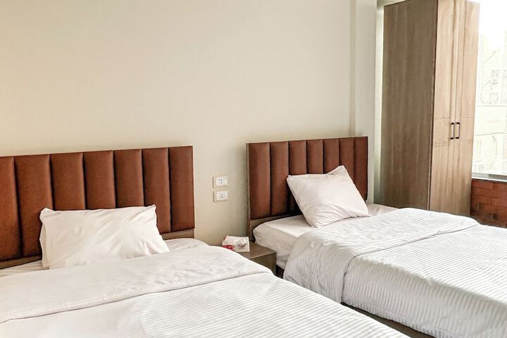 Room 5 of 21