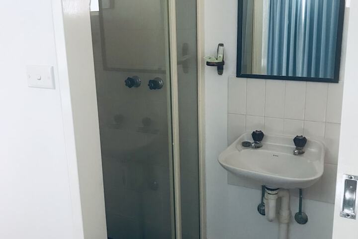 Room 18 of 19